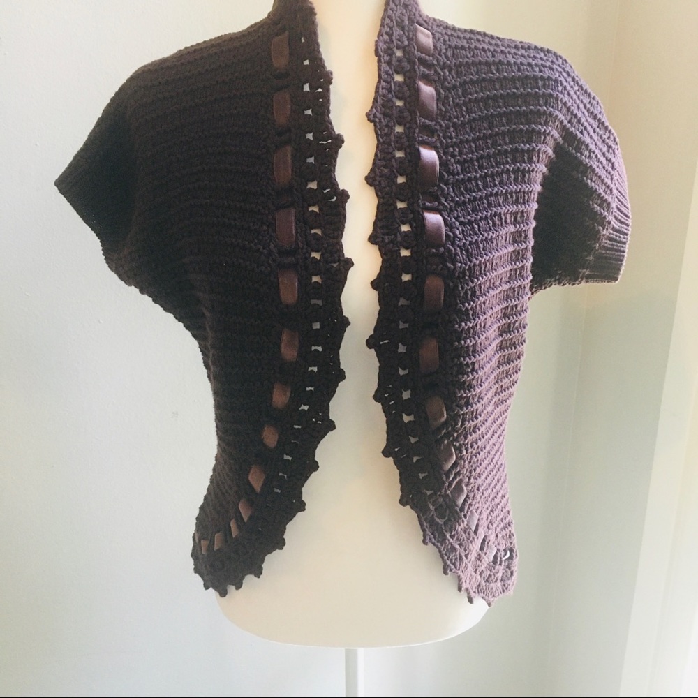 Ann Taylor Shrug, Plum. Size L.